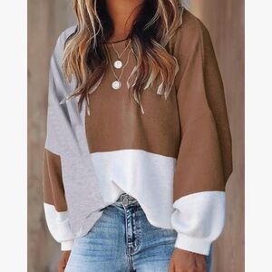 Women’s Long Sleeve Color Block Sweater